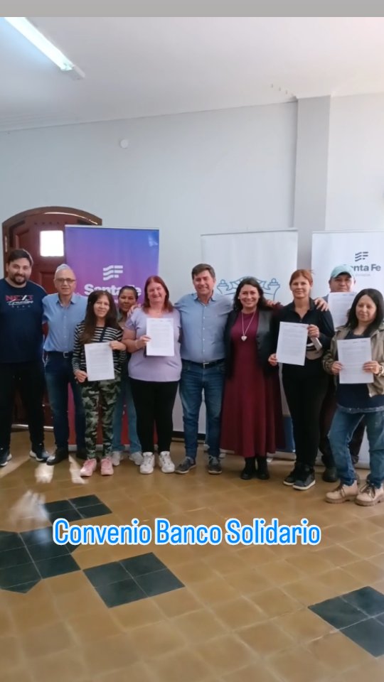 ✍🏻Entrega de Convenios a nuevos beneficiarios del Banco Solidario. Con la presencia de la Directora de Economía Social ...