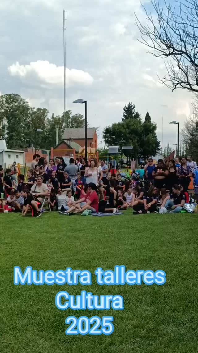 Tercer día de Muestras de Talleres de Cultura! Colonia de Personas mayores, Escuelas de Ritmos Evolución y Move & Life, ...